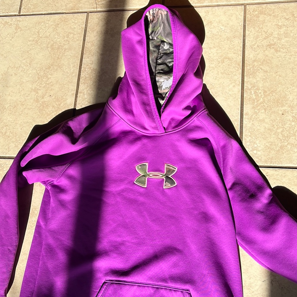 Purple and camo under armor youth extra large hoodie